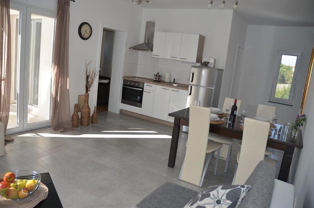 Apartments Villa Marina Vodice Pokoj fotografie