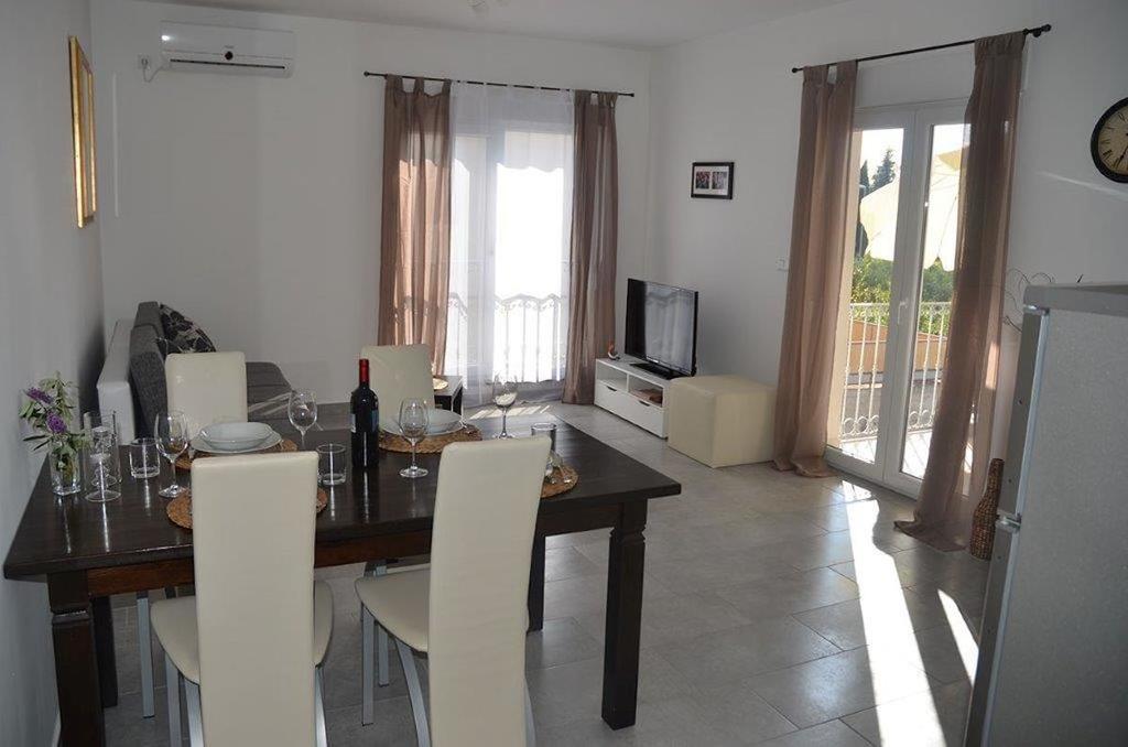 Apartments Villa Marina Vodice Pokoj fotografie