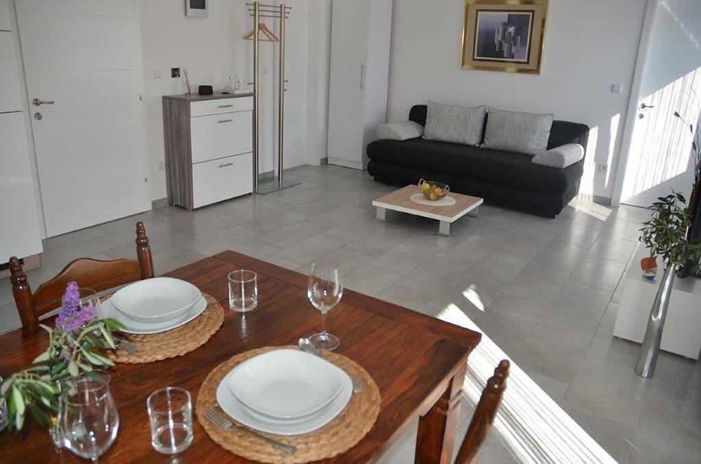 Apartments Villa Marina Vodice Pokoj fotografie